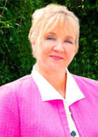 Lindy Benton
